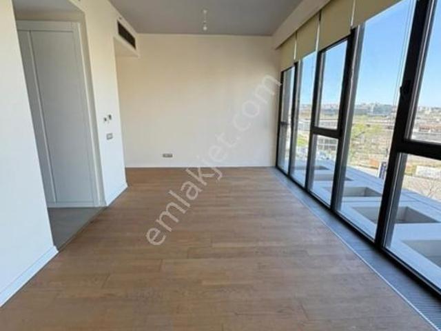 The İstanbul Residence Kir Ve Satış Ofisinden 1+0 Teraslı Kir