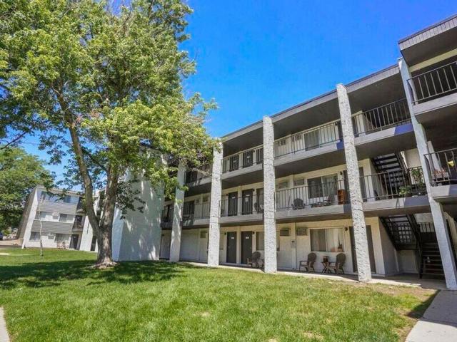 The Iris 2 Bedroom Apartment for Rent at 9700 W 51st Pl, Arvada, CO 80002 Arvada Plaza Area