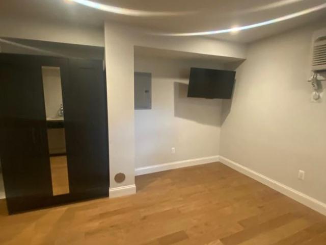 The Isabelle Studio Apartment for Rent at 51 W Palmer St, Detroit, MI 48202 University
