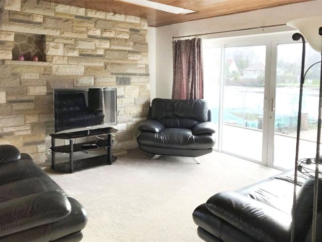 The Island, Wraysbury, Staines upon Thames, Berkshire, TW19 5AS