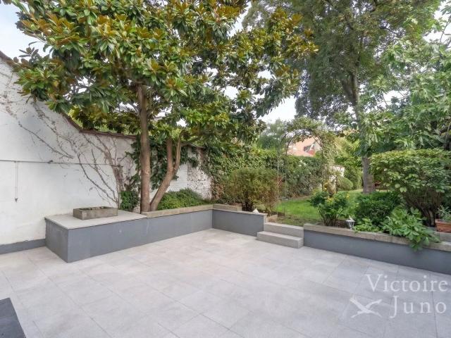 The Ixelles Ponds: beautiful MANOR HOUSE 5 bedrooms