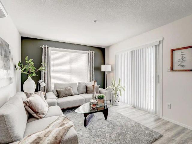 The James — 2 Bed 2 Bath