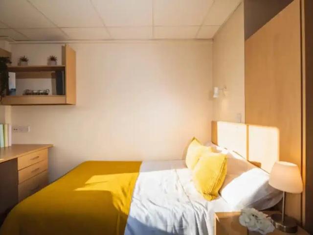 The Junxion Lincoln Student Accommodation | Amber