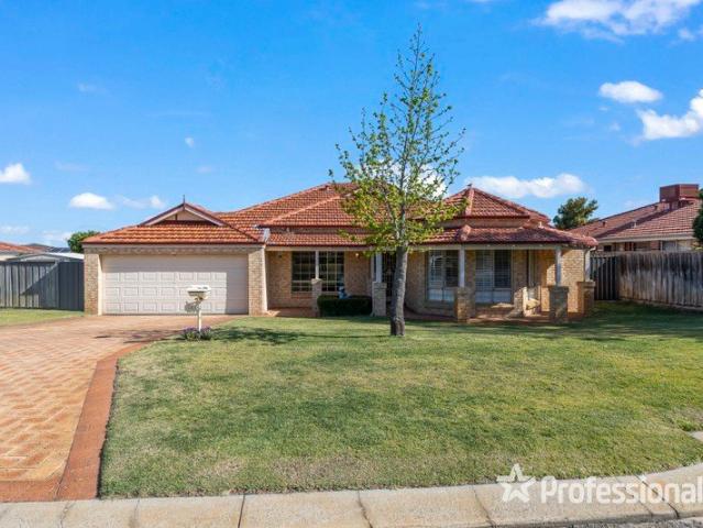 The One with the Lot! The Pool, the Space & the Lifestyle!