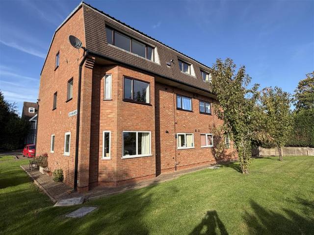 The Oaklands, Halesowen 2 bed apartment to rent £950 pcm £219 pw