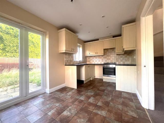 The Oaks, Elm, WISBECH 4 bed end of terrace house to rent £1,200 pcm £277 pw