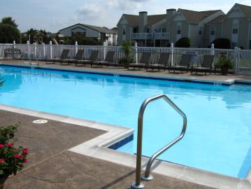 The Oaks of Dunlop Farms 2 Bedroom Apartment for Rent at 101 Old Oak Ln, Colonial Heights, VA 23834