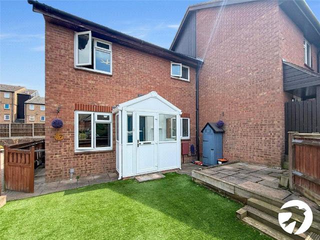 The Oaks, Swanley, Kent BR8, 1 bed end terrace house to rent, £1,400 pcm | PrimeLocation
