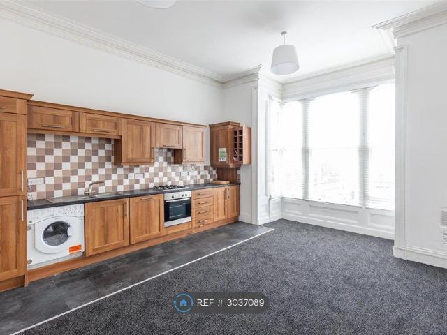 The Oaks, Sunderland SR2, 2 bed flat to rent, £795 pcm | PrimeLocation
