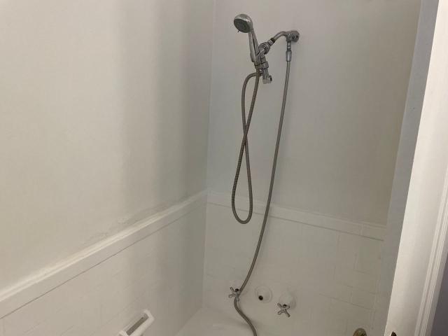 The Oakwood 1 Bedroom Apartment for Rent at 547 Cherry St Se, Grand Rapids, MI 49503 Heritage Hill
