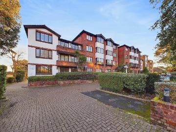 The Oasis, Bromley BR1 2 bed apartment to rent £1,850 pcm £427 pw