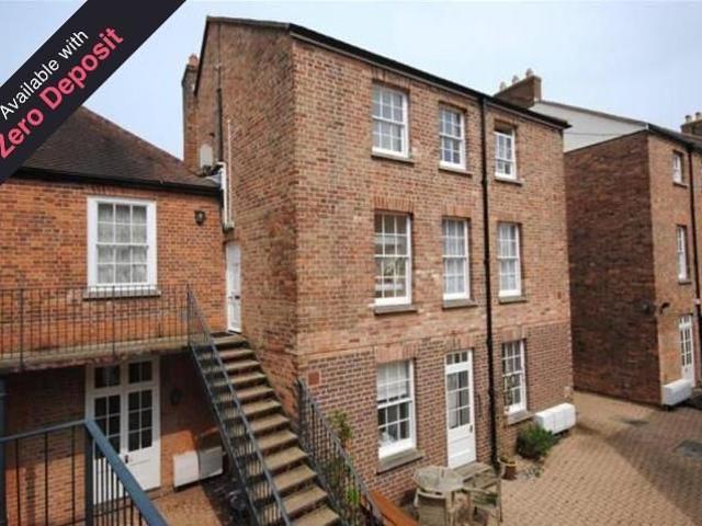 The Octagon, Taunton TA1, 2 bed flat to rent, £950 pcm | PrimeLocation