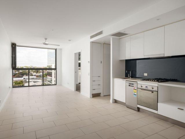 THE OFFR: Ideal First Home, Move in Ready
