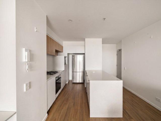 THE OFFR: Move In Ready with Vacant Possession or a 4.8% Net Rental Yield