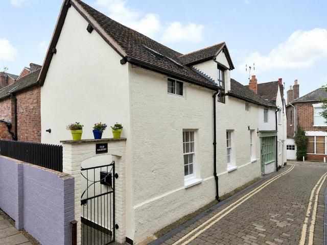 The Old Bakery, Bank Street, Bridgnorth 2 bed end of terrace house to rent £1,200 pcm £277 pw
