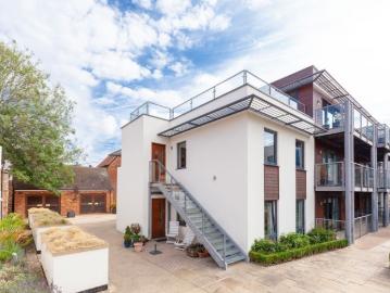 The Old Gaol, Abingdon OX14, 1 bed flat to rent, £1,500 pcm | PrimeLocation