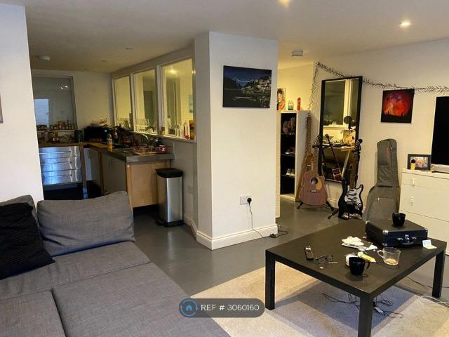 The Old Post Office, Bristol BS6, 1 bed flat to rent, £1,350 pcm | PrimeLocation
