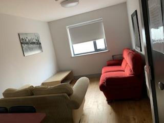 The Old Pottery Building, Gillingham 1 bed in a house share to rent £600 pcm £138 pw