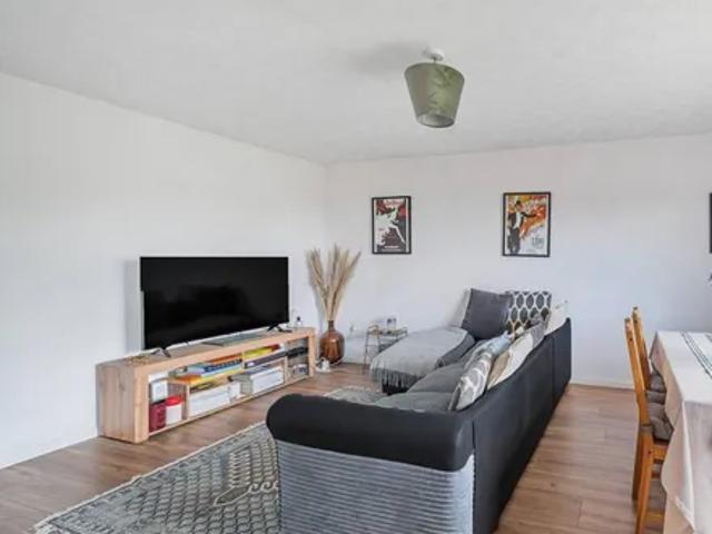 The Old Vicarage, 50b Creighton Avenue, London, N10 1NT, United Kingdom | 2 bed apartment for rent #140544040 | Rentberry