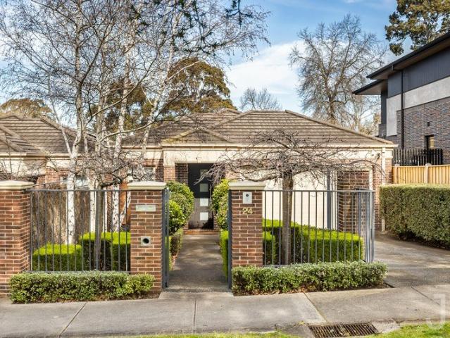 The Olde Berwick Retreat, Redefined