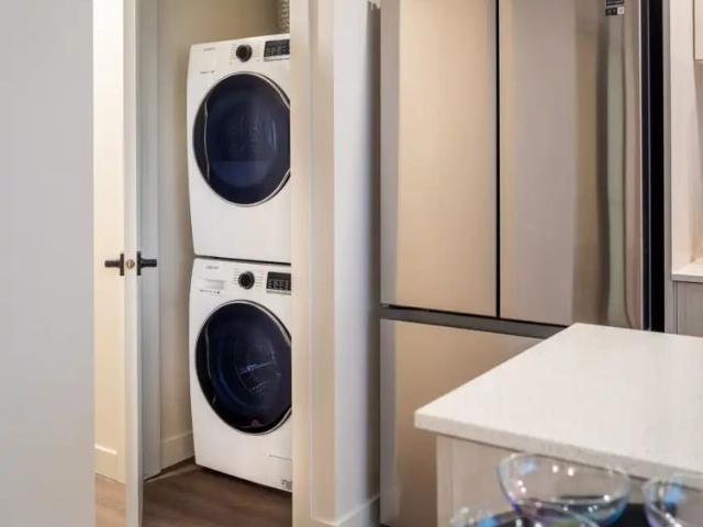 The Oliver Apartments — The Artisan