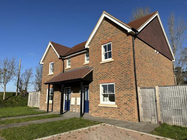 The Orchards, Ringmer, Lewes 3 bed semi detached house to rent £1,950 pcm £450 pw