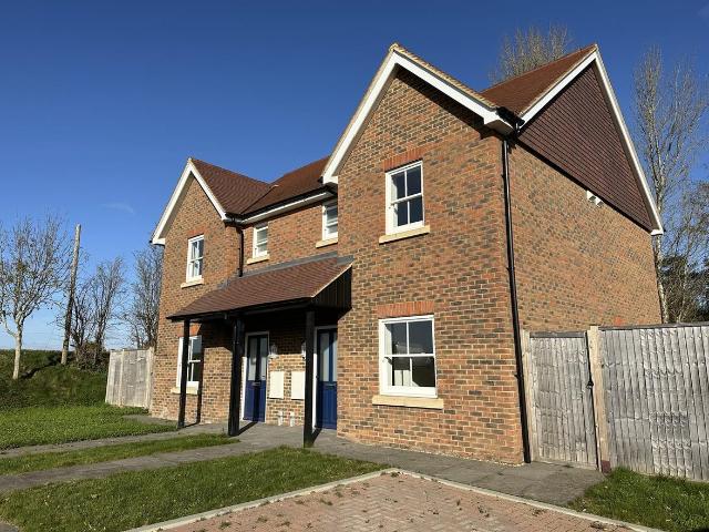 The Orchards, Ringmer, Lewes BN8, 3 bed semi detached house to rent, £1,900 pcm | PrimeLocation