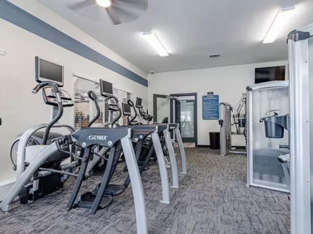 The Orion 1 Bedroom Apartment for Rent at 3101 Shoreline Dr, Austin, TX 78728