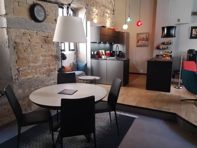 THE LOFT Croix Rousse, Lyon Amsterdam Apartments for Rent