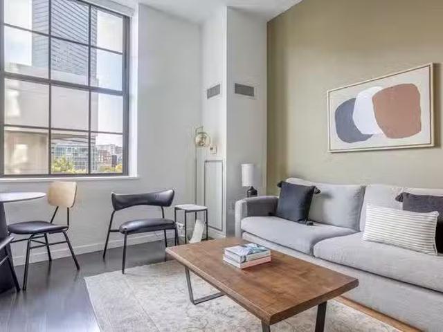 The Lofts at Atlantic Wharf, 530 Atlantic Ave, Waterfront 1.