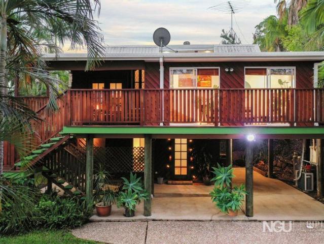 The Lorrikeet Retreat  Private, Elevated & One Of A Kind With Dual Living