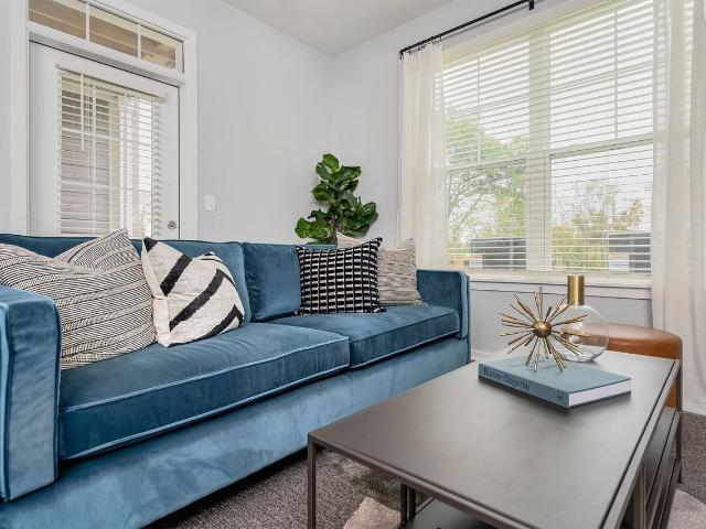 The Laurel 1 Bedroom Apartment for Rent at 3498 Jefferson Ridge Dr, Jeffersonville, IN 47130