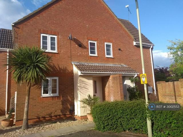 The Lawns, Farnborough, GU14 1 bed terraced house to rent £1,150 pcm £265 pw