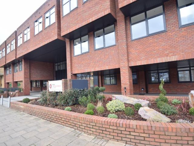The Landmark, Flowers Way, Luton, Bedfordshire LU1, 1 bed flat to rent, £875 pcm | PrimeLocation