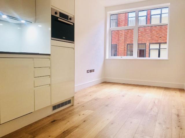 The Landmark, Luton LU1, 1 bed flat to rent, £950 pcm | PrimeLocation