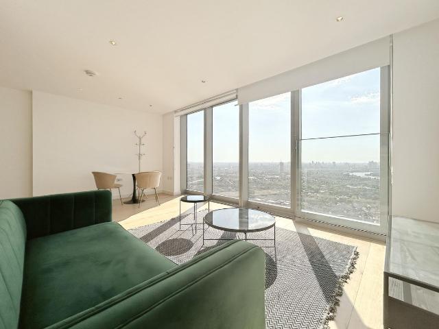The Landmark Pinnacle, 10 Marsh Wall, London E14, Studio to rent, £2,950 pcm | PrimeLocation