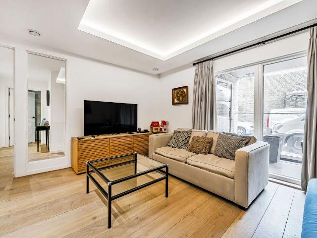 The Landau, Fulham Broadway, London SW6, 2 bed flat to rent, £5,200 pcm | PrimeLocation