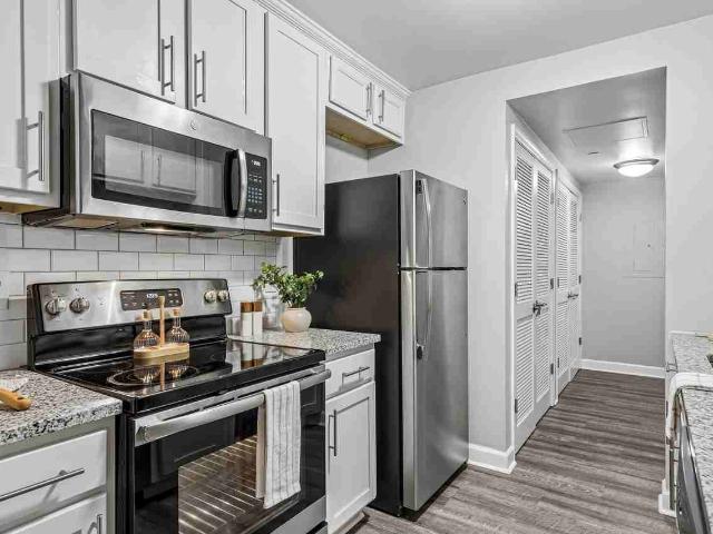 The Landing 1 Bedroom Apartment for Rent at 115 W Monument Ave, Dayton, OH 45402 Downtown Dayton