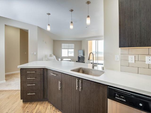 The Landing at Jack London Square 1 Bedroom Apartment for Rent at 101 Embarcadero W, Oakland, CA 94607 Produce and Waterfront