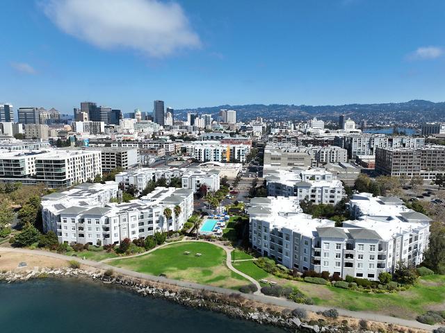 The Landing at Jack London Square