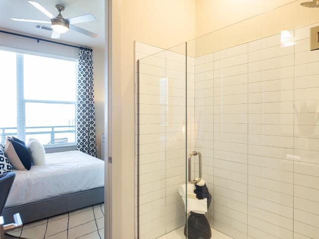 The Landing Residences 2 Bedroom Apartment for Rent at One Dr. Martin Luther King Jr. Ave, Memphis, TN 38103