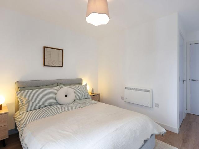 The Lansdowne, Hagley Road, Birmingham B16, 2 bed flat to rent, £1,630 pcm | PrimeLocation