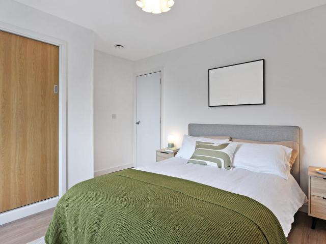 The Lansdowne, 25 Hagley Road. 1 bed apartment to rent £1,215 pcm £280 pw