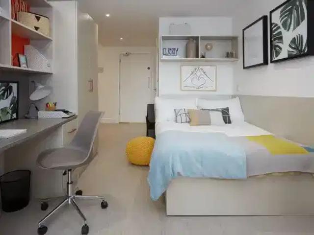 The Lantern, Liverpool Has an Apartment