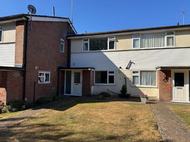 The Larches, Rickmansworth Road. 3 bed terraced house to rent £2,250 pcm £519 pw