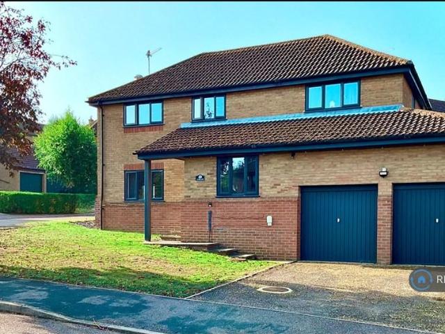 The Leys, Long Buckby, Northampton, NN6 4 bed detached house to rent £1,800 pcm £415 pw