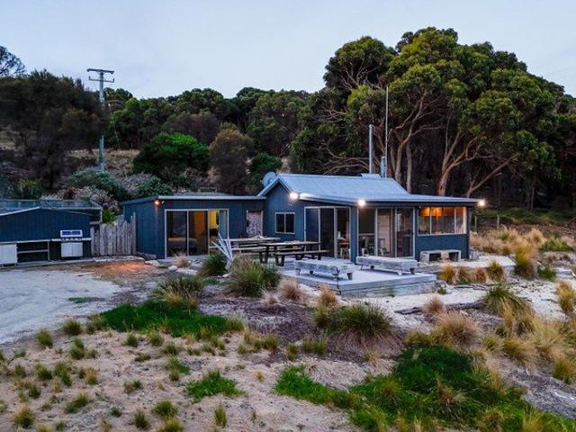 The Lil Shack A Rare Waterfront Escape Where the World Slows Down