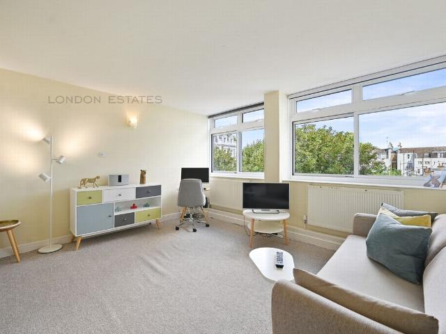 The Limes, Linden Gardens, Notting Hill W2, Studio to rent, £1,900 pcm | PrimeLocation