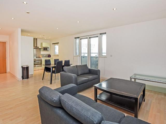 The Linx, 25 Simpson Street, Noma, Manchester M4, 3 bed flat to rent, £2,100 pcm | PrimeLocation