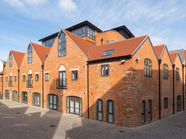 The Lion Brewery, St Thomas Street, Oxford OX1, 1 bed flat to rent, £1,950 pcm | PrimeLocation